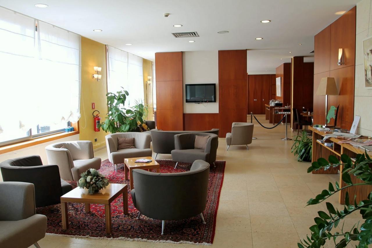 Mh Hotel Piacenza Fiera Exterior photo